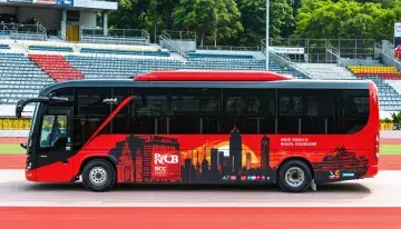 RCB Vehicle Design Sparks Viral Fan Uproar Before Kohli Reveal